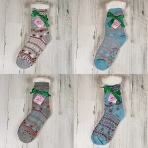 New Set of 4 Mari Clare Sherpa Lined Holiday No Slip Slipper Socks Women's